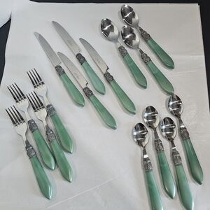 Pioneer Woman "Cowgirl Lace" Used Gibson 15 Piece Flatware Set Jade Green